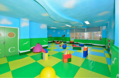 嬰幼兒早期干預(yù)訓(xùn)練室(地板地光）